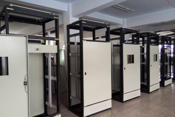 融安配电柜-3683厂家配电柜检修需要注意的